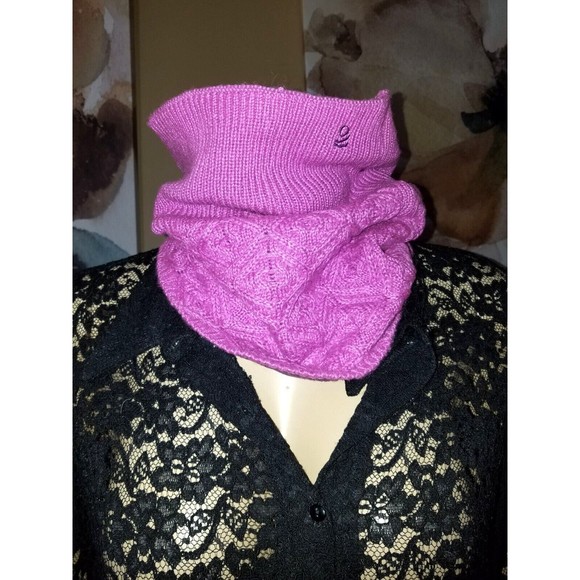 Lilac Purple Snood Cowl Infinity Scarf Fleece Lining EUC - Picture 1 of 5